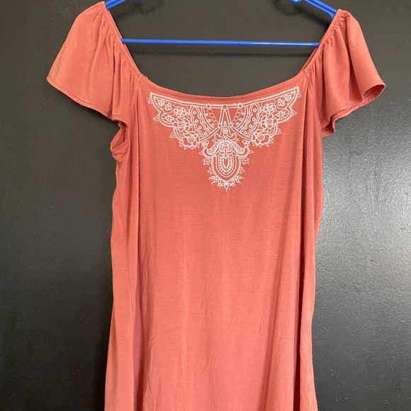 Peach Off the Shoulder Top - Picture 1 of 3